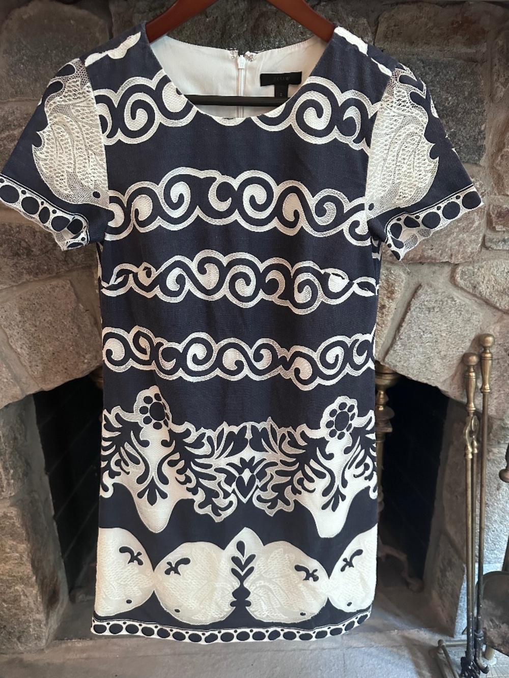 J Crew 2 Navy Ivory Embroidered Lace Shift Dress Baroque Mod Statement Cocktail